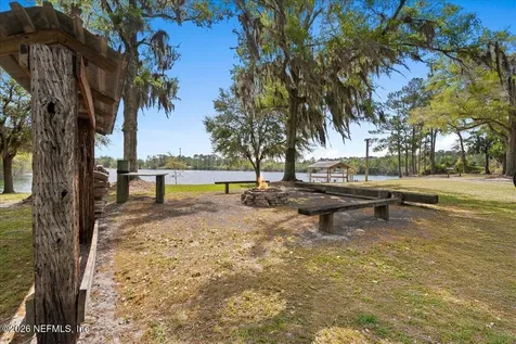 8825 Quail Roost Court Jacksonville FL 32220