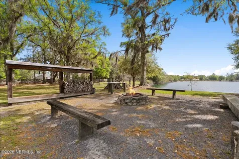 8825 Quail Roost Court Jacksonville FL 32220