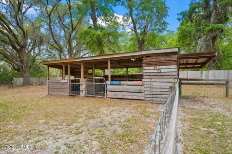 8825 Quail Roost Court Jacksonville FL 32220
