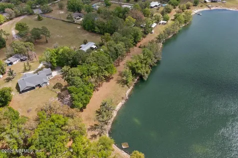 8825 Quail Roost Court Jacksonville FL 32220