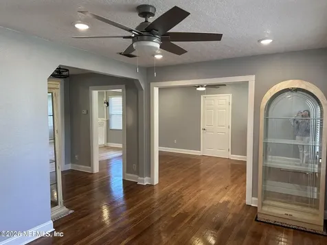 6660 Oriole Avenue Jacksonville FL 32216
