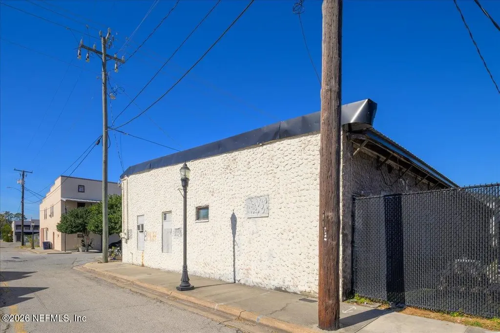 23 S College Street Macclenny FL 32063