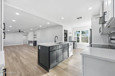 1440 Harbor Oaks Road Jacksonville FL 32207