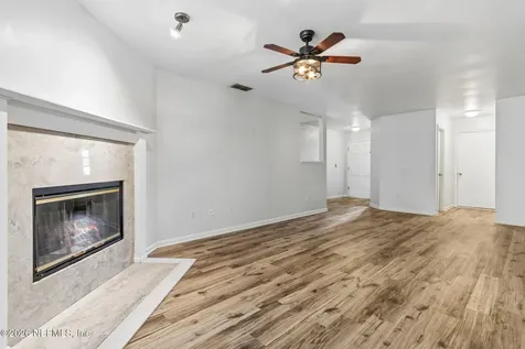 4063 Laurelwood Drive Jacksonville FL 32257