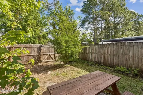 4063 Laurelwood Drive Jacksonville FL 32257