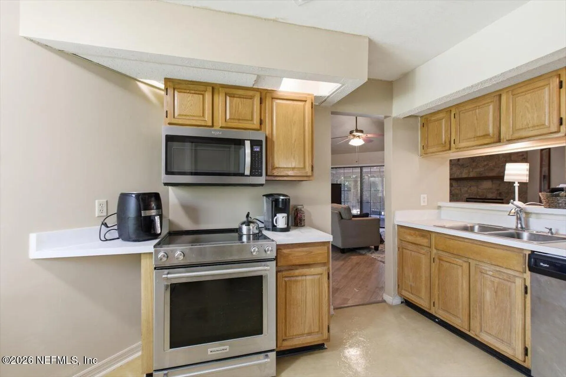 8062 Loch Lomond Lane Jacksonville FL 32244