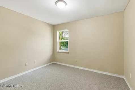 8062 Loch Lomond Lane Jacksonville FL 32244