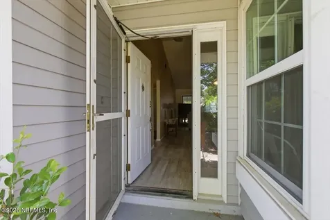 8062 Loch Lomond Lane Jacksonville FL 32244