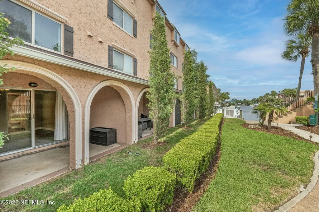 5375 Ortega Farms Boulevard Jacksonville FL 32210