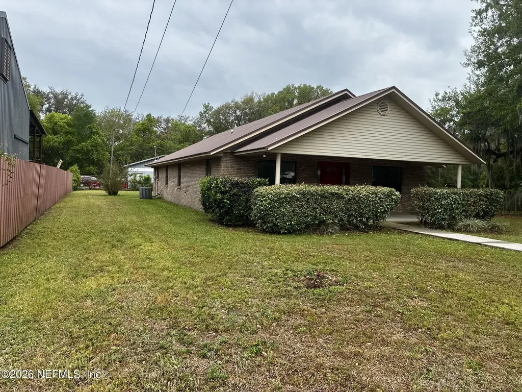 932 W Macclenny Avenue Macclenny FL 32063