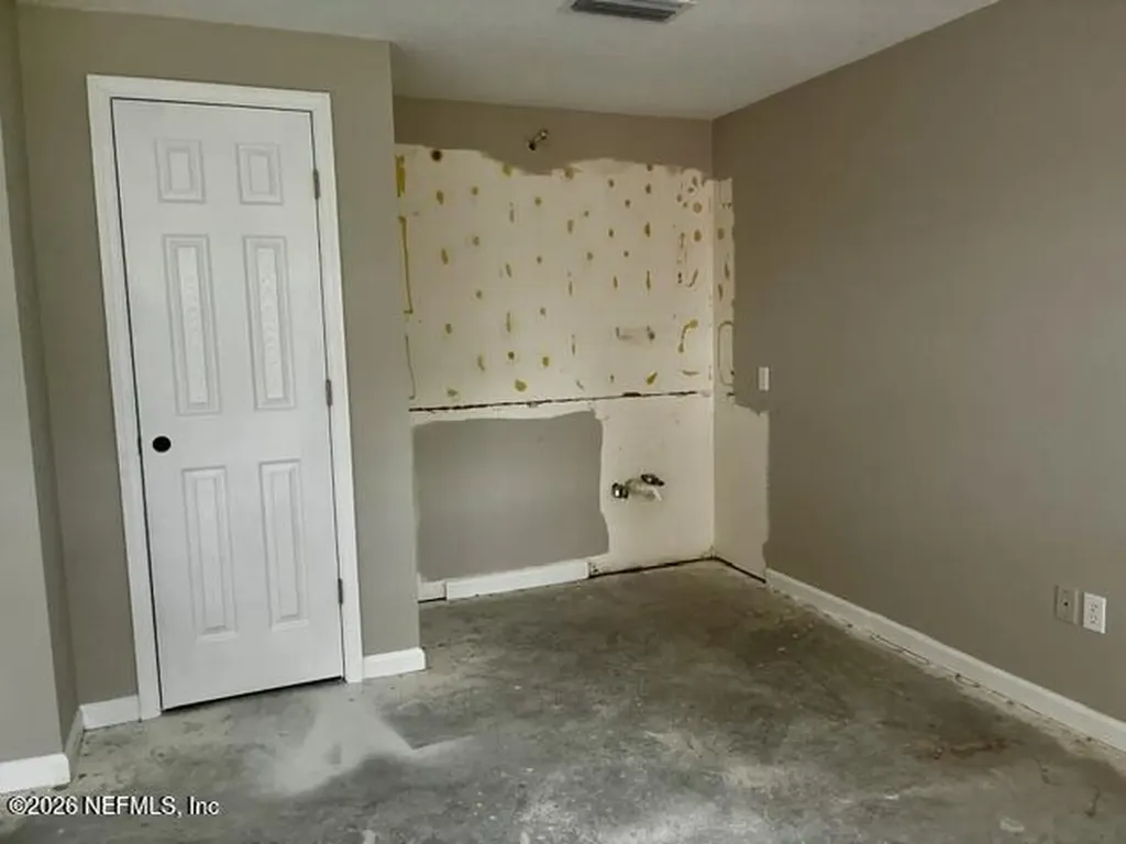 932 W Macclenny Avenue Macclenny FL 32063