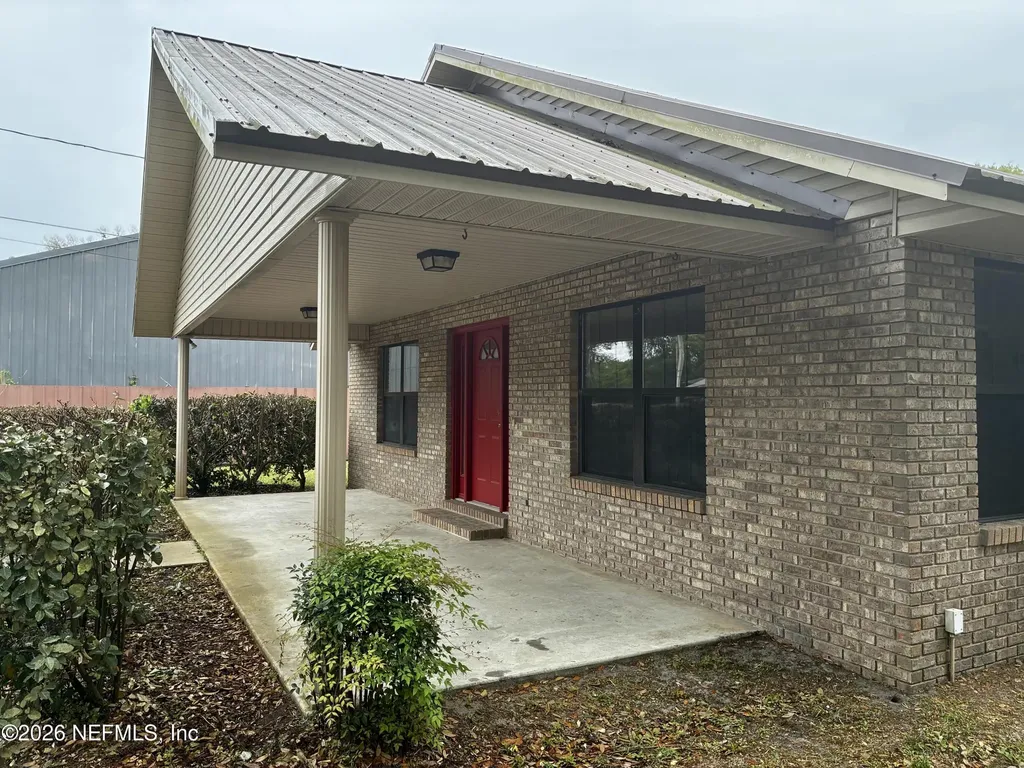 932 W Macclenny Avenue Macclenny FL 32063