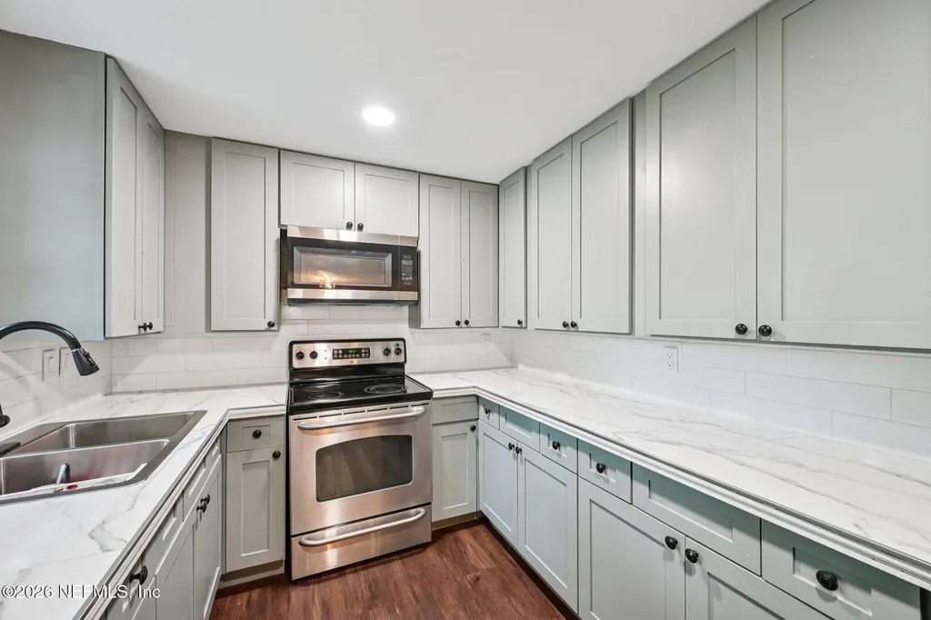 6471 Kinlock Drive Jacksonville FL 32219