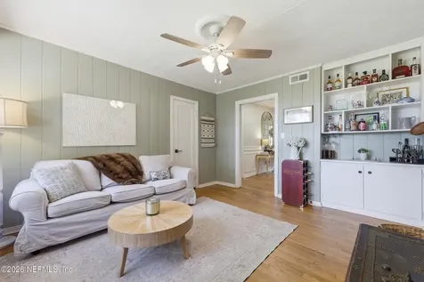 1244 Glengarry Road Jacksonville FL 32207