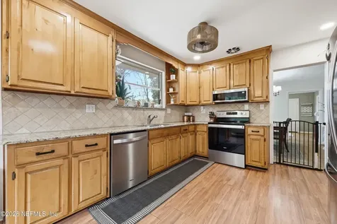 1244 Glengarry Road Jacksonville FL 32207