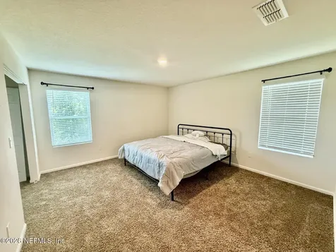887 Capitol Parkway Jacksonville FL 32218