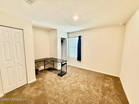 887 Capitol Parkway Jacksonville FL 32218