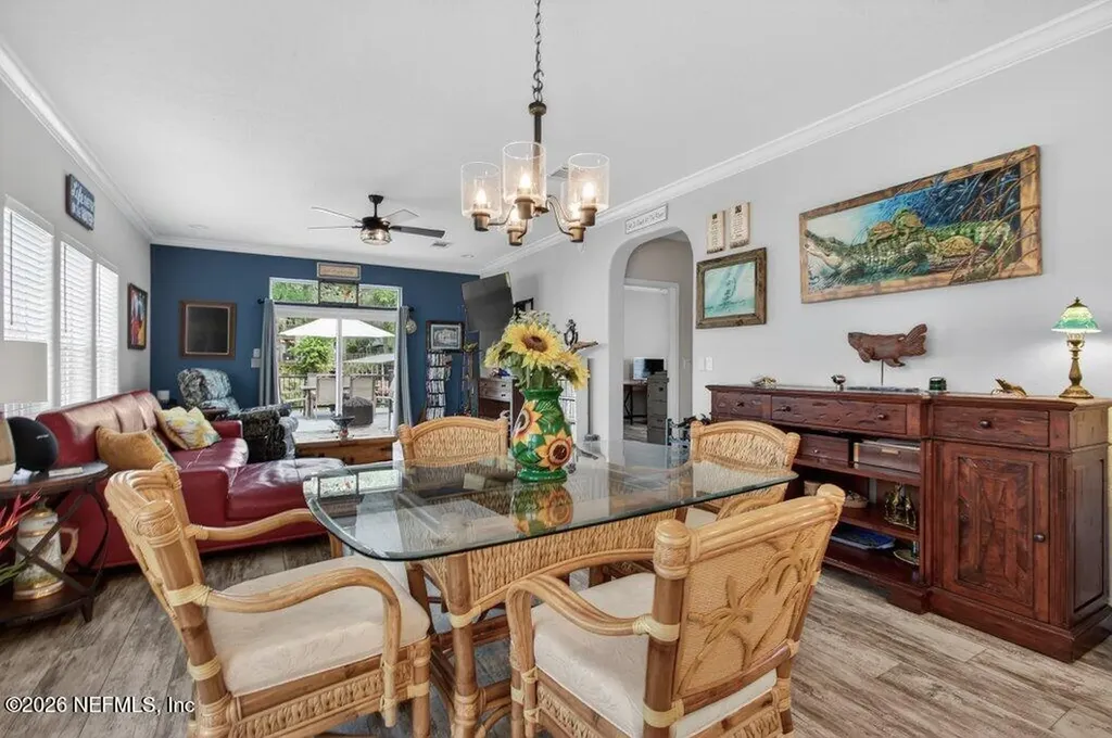 293 Maxwell Drive Welaka FL 32193