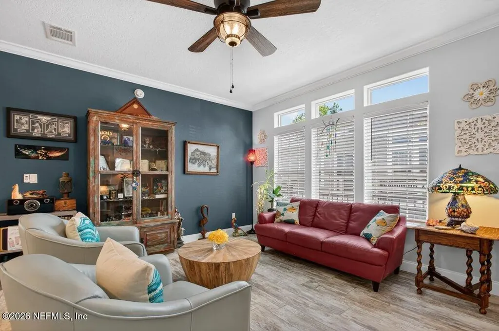 293 Maxwell Drive Welaka FL 32193