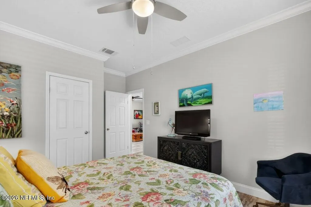 293 Maxwell Drive Welaka FL 32193