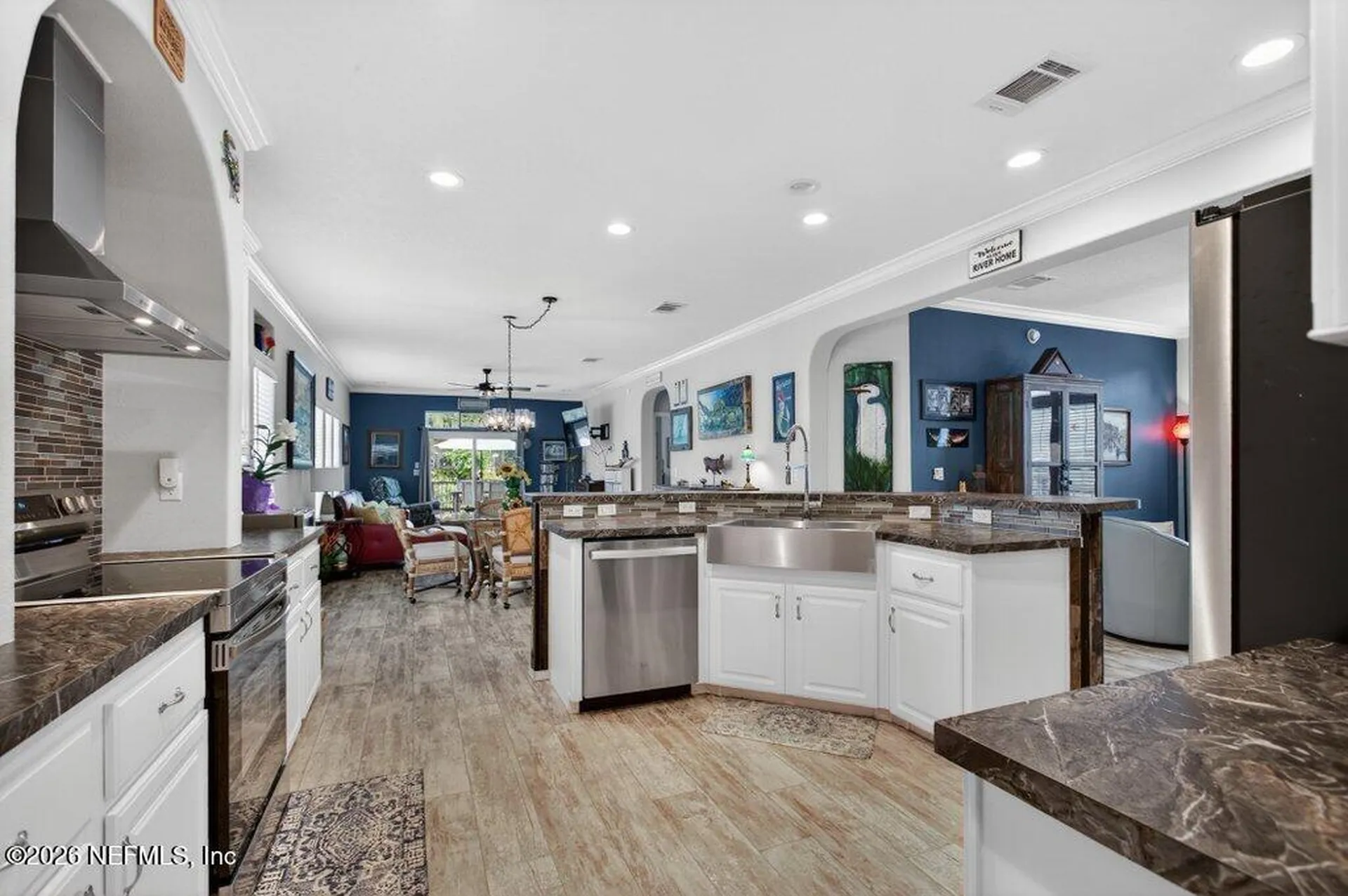 293 Maxwell Drive Welaka FL 32193