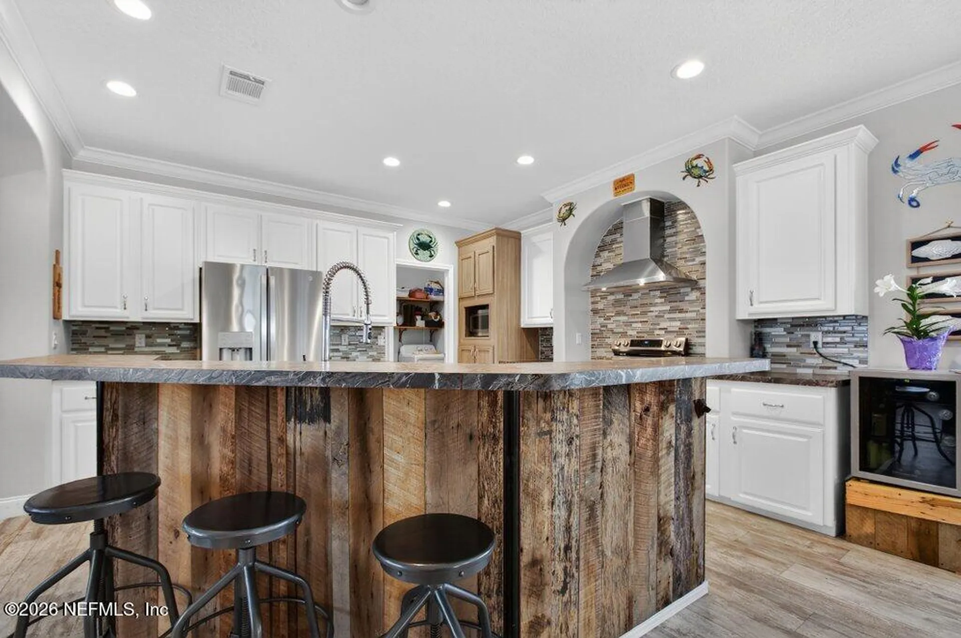 293 Maxwell Drive Welaka FL 32193