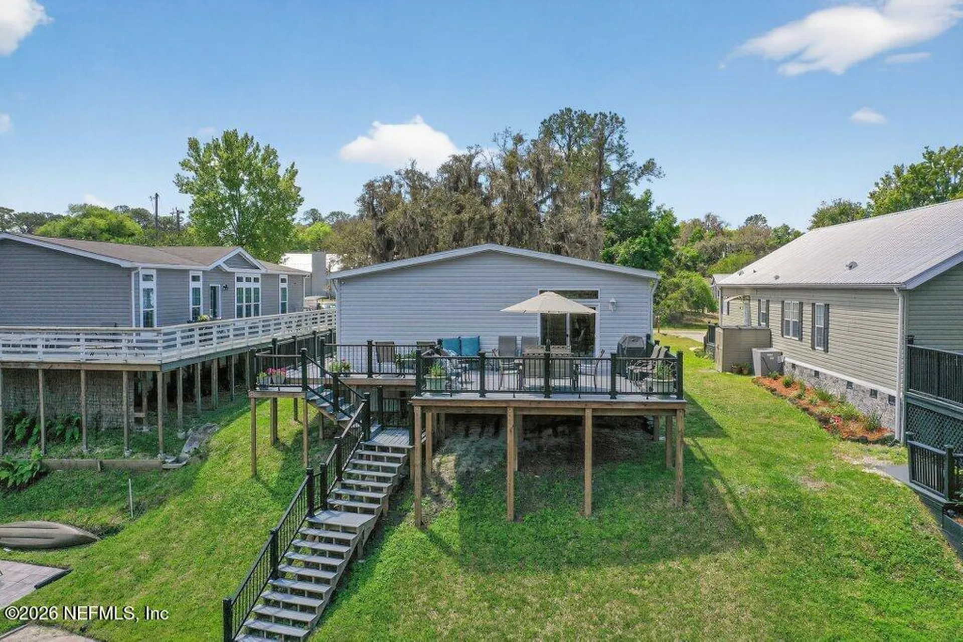 293 Maxwell Drive Welaka FL 32193