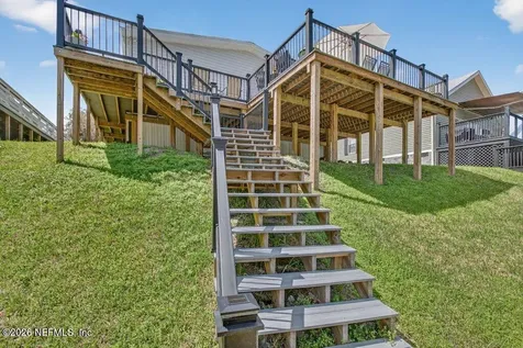 293 Maxwell Drive Welaka FL 32193
