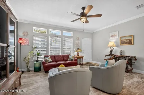 293 Maxwell Drive Welaka FL 32193