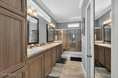 293 Maxwell Drive Welaka FL 32193