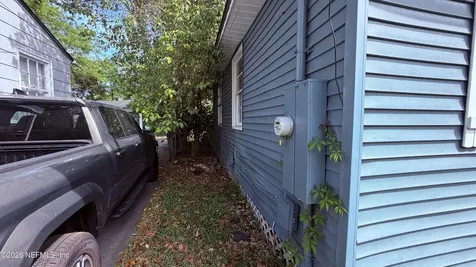 2881 Lenox Avenue Jacksonville FL 32254