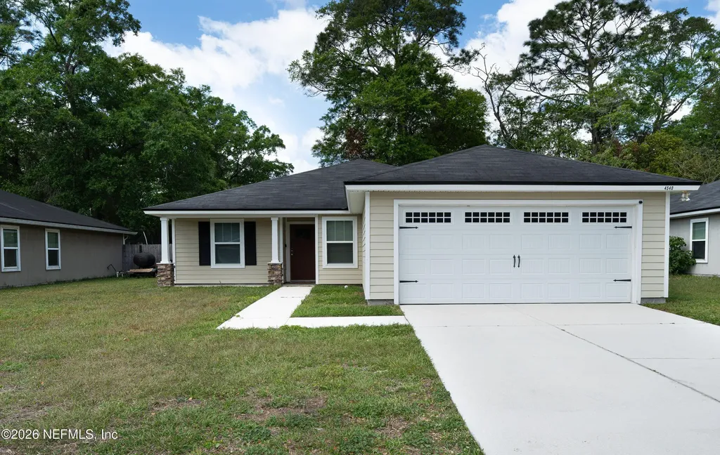 4540 Glendas Meadow Drive Jacksonville FL 32210