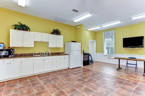 403 Tarpon Avenue Fernandina Beach FL 32034