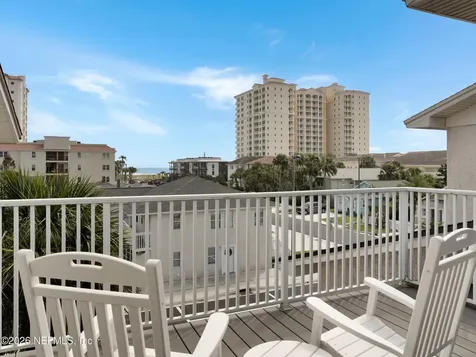 926 2nd Street S Jacksonville Beach FL 32250