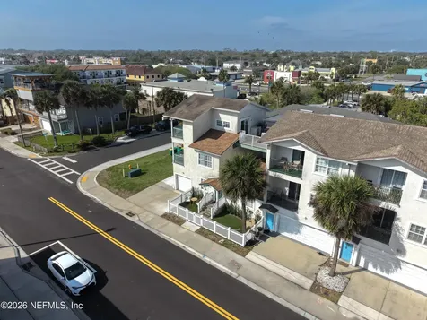 926 2nd Street S Jacksonville Beach FL 32250