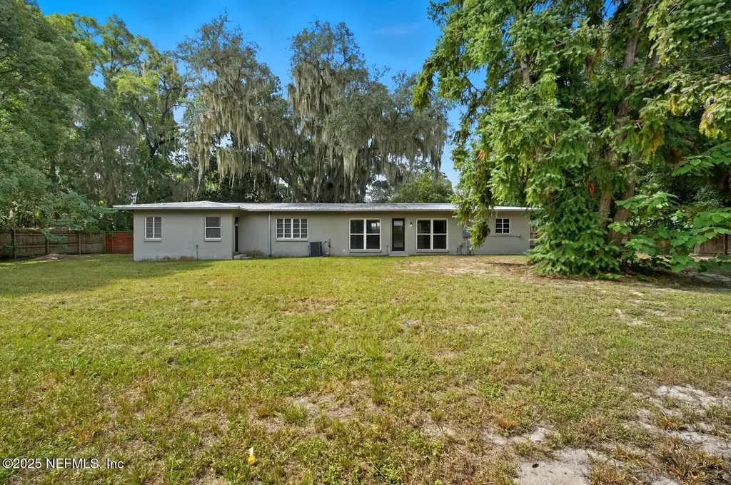 130 SW Peach Street Keystone Heights FL 32656