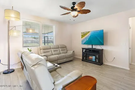 3512 Guppy Court Jacksonville FL 32226