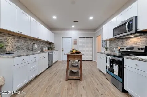231 E 18th Street Jacksonville FL 32206