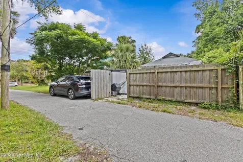 1544 Perry Street Jacksonville FL 32206