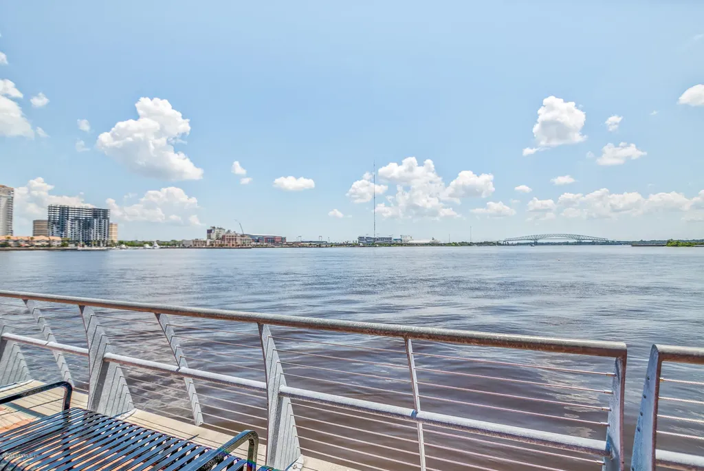 1431 Riverplace Boulevard Jacksonville FL 32207
