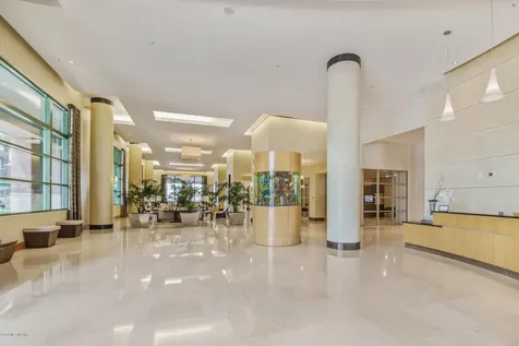 1431 Riverplace Boulevard Jacksonville FL 32207