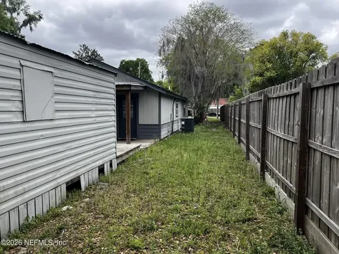 5242 101st Street Jacksonville FL 32210