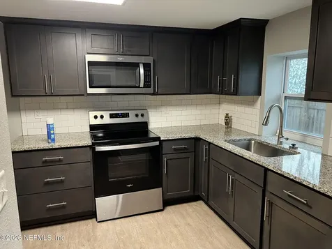 5242 101st Street Jacksonville FL 32210