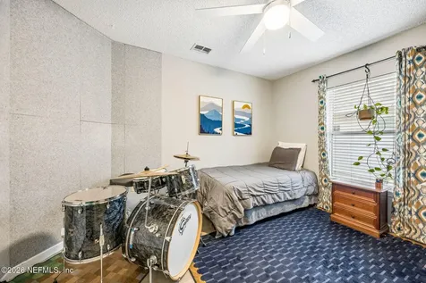 9237 Fallsmill Drive Jacksonville FL 32244