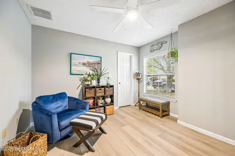 9237 Fallsmill Drive Jacksonville FL 32244