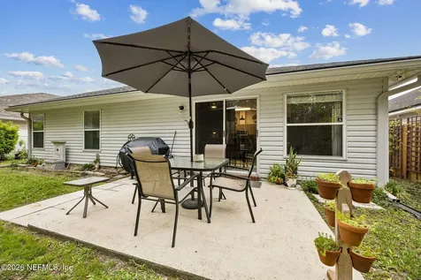 9237 Fallsmill Drive Jacksonville FL 32244