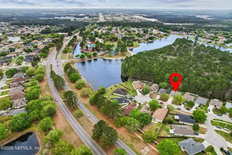 9237 Fallsmill Drive Jacksonville FL 32244
