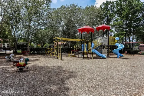 9237 Fallsmill Drive Jacksonville FL 32244