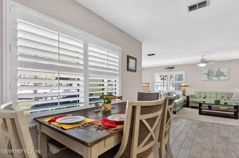 105 Central Avenue Crescent City FL 32112