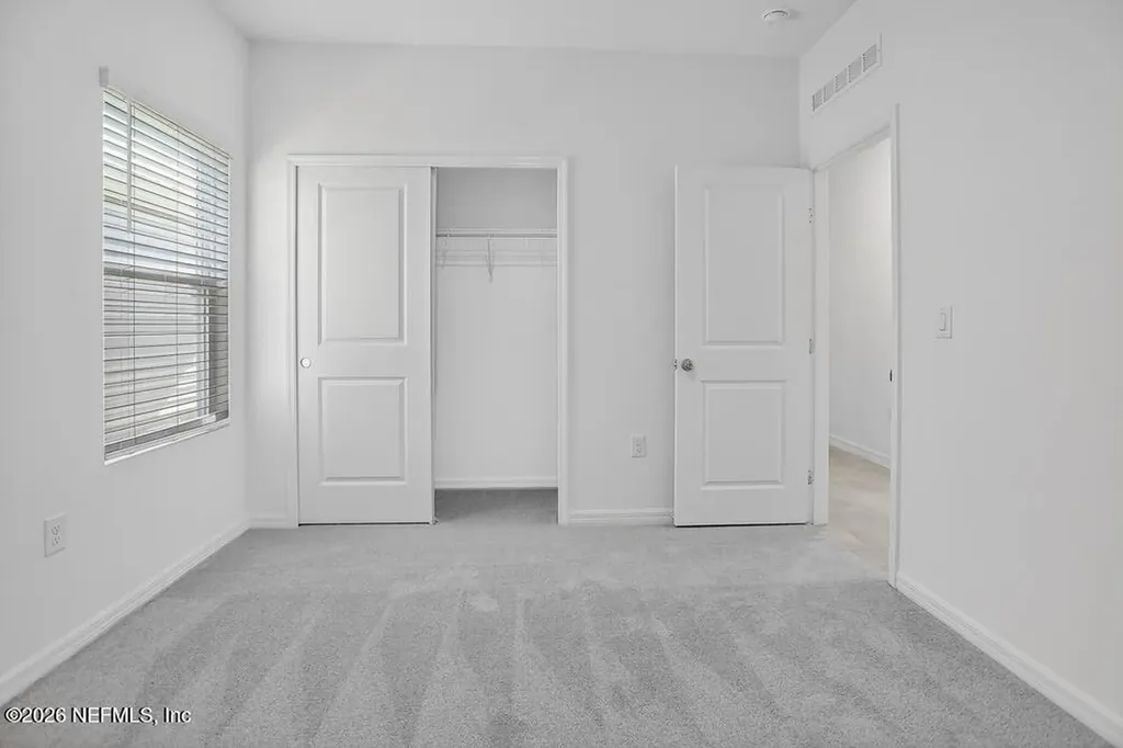 8143 Archibald Terrace Jacksonville FL 32219